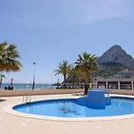 En Primera Línea De Playa Apartamento