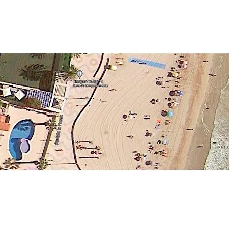 En Primera Línea De Playa *
