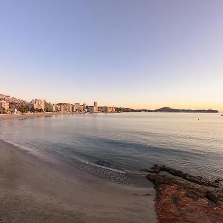 En Primera Línea De Playa Apartamento Calpe